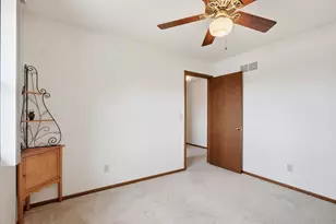 2009 Deerfield Dr, Saukville, WI 53080 - Photo 20