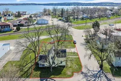 202 E Park St, Silver Lake, WI 53170 - Photo 40