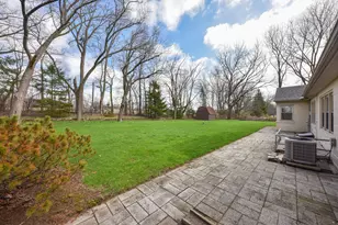 N93W15358 Hillside Ln, Menomonee Falls, WI 53051 - Photo 28