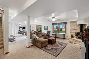 861 Summer Creek Rd, Oconomowoc, WI 53066 - Photo 52