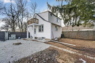 8630 W Lancaster Ave, Milwaukee, WI 53225 - Photo 26