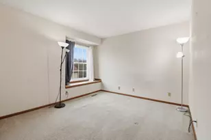 2077 S 102nd St, West Allis, WI 53227 - Photo 18