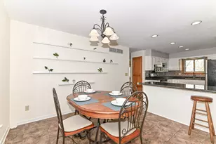 917 Howard St, Waukesha, WI 53188 - Photo 16
