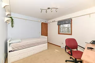 917 Howard St, Waukesha, WI 53188 - Photo 26