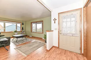 917 Howard St, Waukesha, WI 53188 - Photo 4