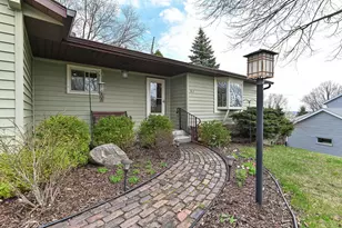 917 Howard St, Waukesha, WI 53188 - Photo 48
