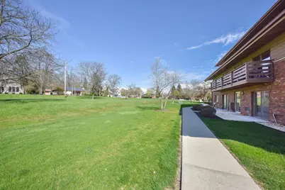 3935 S 84th St #4, Greenfield, WI 53228 - Photo 24