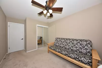 3935 S 84th St #4, Greenfield, WI 53228 - Photo 12