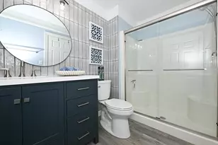 4870 S Waterview Ct, Greenfield, WI 53220 - Photo 20