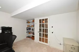 4870 S Waterview Ct, Greenfield, WI 53220 - Photo 32