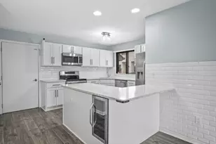 1460 28th Ct, Kenosha, WI 53140 - Photo 8