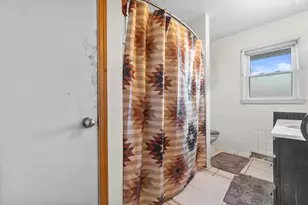 3716 Marquette St, Racine, WI 53402 - Photo 6