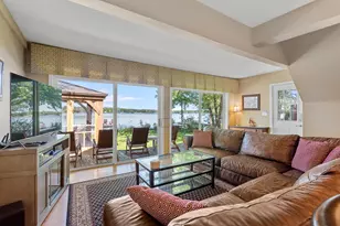 4175 N Island Ln, Cambridge, WI 53523 - Photo 8