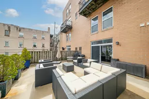 1920 N Farwell Ave, Milwaukee, WI 53202 - Photo 22