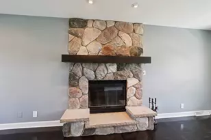 1720 Erin Ln, Waukesha, WI 53188 - Photo 4