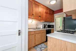 220 Fox St, Mukwonago, WI 53149 - Photo 10