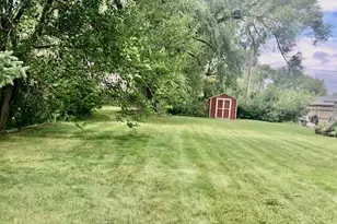 2701 Rapids Dr, Racine, WI 53404 - Photo 14