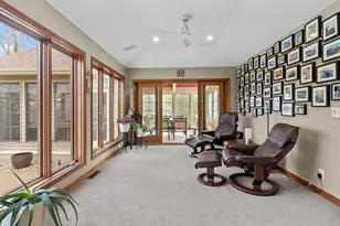 N7365 Nine Indian Trail, La Grange, WI 53121 - Photo 12