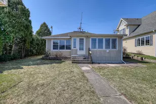1603 Milwaukee St, Delafield, WI 53018 - Photo 12