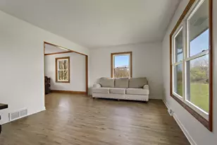 26326 Durand Ave, Racine, WI 53139 - Photo 10