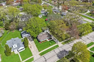 318 Dodie Dr, Waukesha, WI 53189 - Photo 24