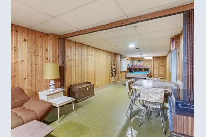 1001  Glenview Dr, Manitowoc, WI 54220 - Photo 22