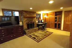 2012 Creek Ridge Dr, Racine, WI 53402 - Photo 22