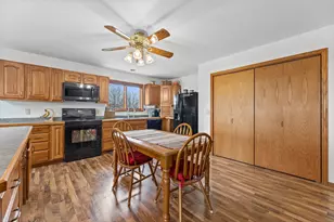 7293 Aurora Rd, West Bend, WI 53090 - Photo 20