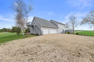 7293 Aurora Rd, West Bend, WI 53090 - Photo 78