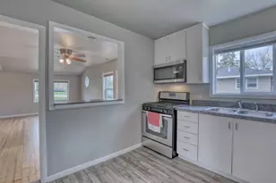 1006 Wilmot Ave, Twin Lakes, WI 53181 - Photo 10