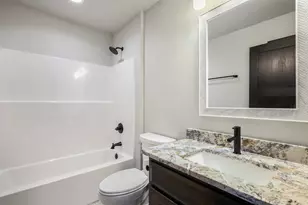 1909 Summit St, Manitowoc, WI 54220 - Photo 32