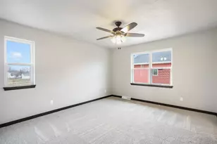 1909 Summit St, Manitowoc, WI 54220 - Photo 18
