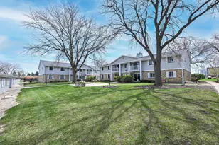 786 S River Rd, West Bend, WI 53095 - Photo 16