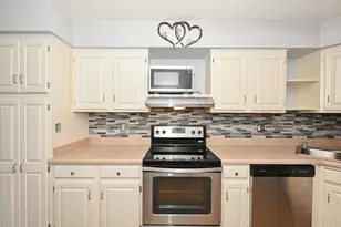 786 S River Rd, West Bend, WI 53095 - Photo 2
