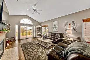 2804 Glen Ivy Dr, West Bend, WI 53090 - Photo 2
