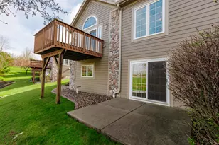 2804 Glen Ivy Dr, West Bend, WI 53090 - Photo 28