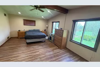 6516  Green Ridge Dr, Racine, WI 53406 - Photo 20