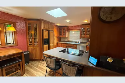 6516  Green Ridge Dr, Racine, WI 53406 - Photo 8