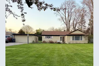 6516  Green Ridge Dr, Racine, WI 53406 - Photo 1