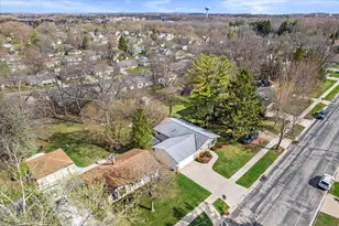1221 Green Tree Rd, West Bend, WI 53090 - Photo 40