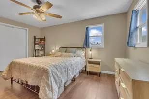 1216 Arlington Ave, Manitowoc, WI 54220 - Photo 10