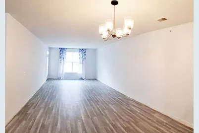 3862 S Lake Dr #107, Saint Francis, WI 53235 - Photo 12