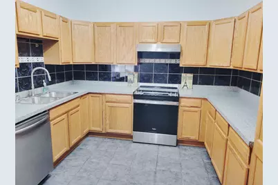 3862 S Lake Dr #107, Saint Francis, WI 53235 - Photo 8