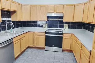 3862 S Lake Dr, Saint Francis, WI 53235 - Photo 8