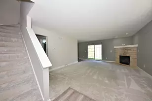 1123 White Sands Ct, West Bend, WI 53090 - Photo 4