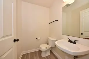 1125 White Sands Ct, West Bend, WI 53090 - Photo 12