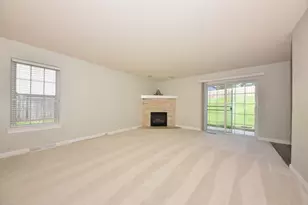 1125 White Sands Ct, West Bend, WI 53090 - Photo 6