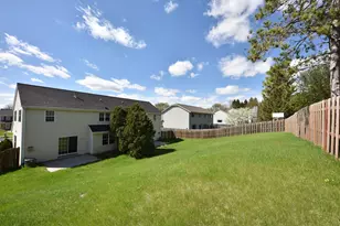 1125 White Sands Ct, West Bend, WI 53090 - Photo 26