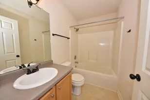 1125 White Sands Ct, West Bend, WI 53090 - Photo 16