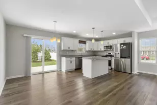 123 Spring Dr, Walworth, WI 53184 - Photo 10